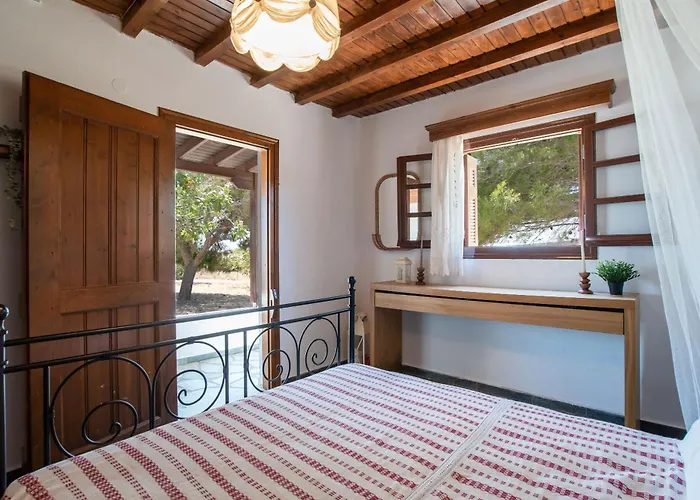 Black Holiday home Moutsouna